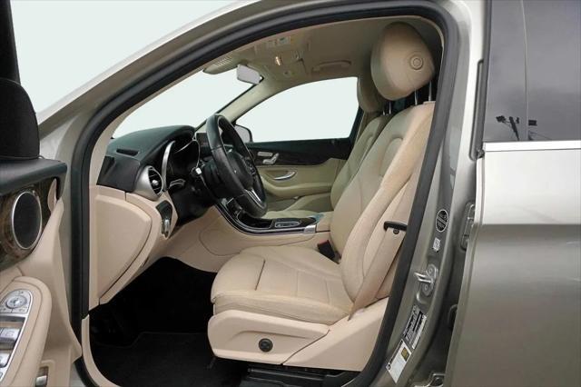 Photo of 2020 Silver Mercedes-Benz GLC 300
