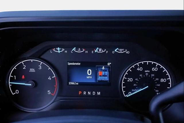 Photo of 2024 Oxford White Ford F-250