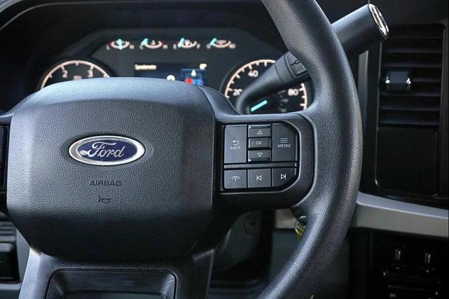 Photo of 2024 Oxford White Ford F-250