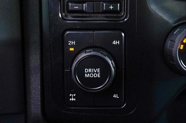 Photo of 2024 Oxford White Ford F-250