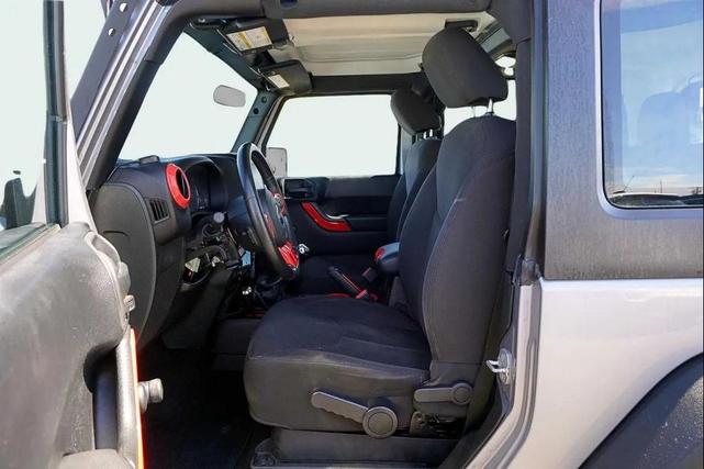 Photo of 2015 Billet Silver Metallic Clearcoat Jeep Wrangler