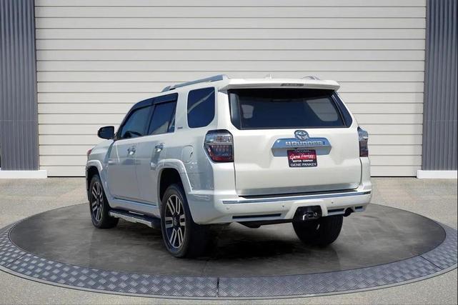 Photo of 2016 Blizzard Pearl Toyota 4Runner