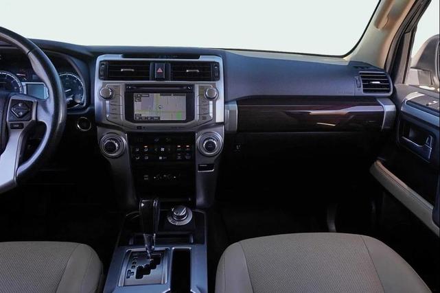 Photo of 2016 Blizzard Pearl Toyota 4Runner