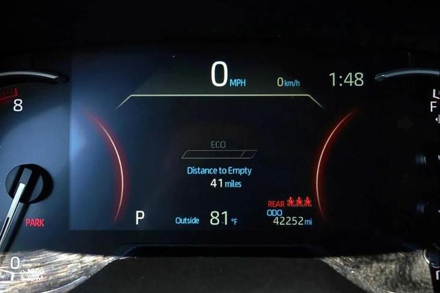 Photo of 2020 Off white Toyota RAV4