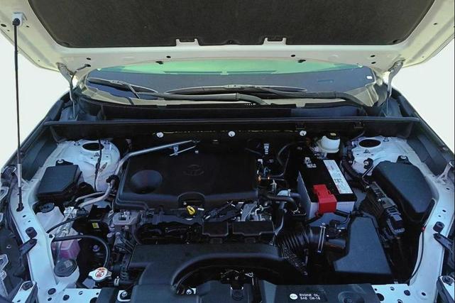 Photo of 2020 Off white Toyota RAV4