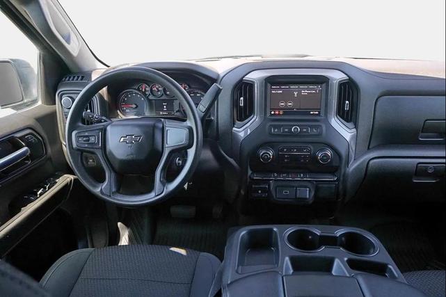 Photo of 2020 Silver Ice Metallic Chevrolet Silverado 1500