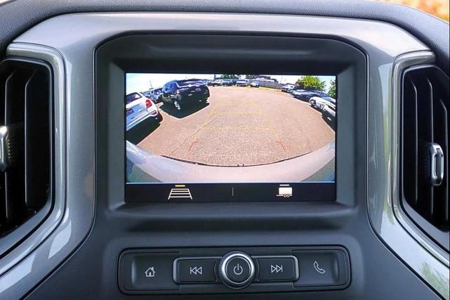 Photo of 2020 Silver Ice Metallic Chevrolet Silverado 1500