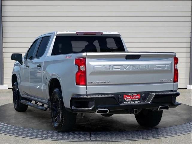 Photo of 2020 Silver Ice Metallic Chevrolet Silverado 1500