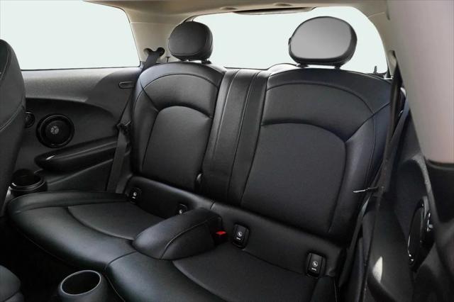 Photo of 2021 Solaris Orange Metallic MINI Hardtop