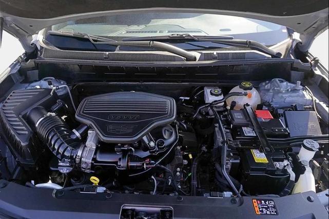 Photo of 2023 Stellar Black Metallic Cadillac XT6