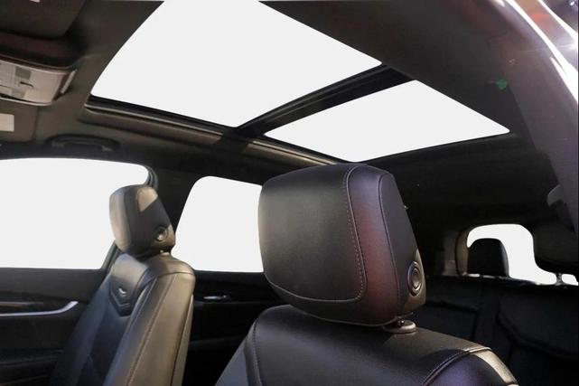 Photo of 2023 Stellar Black Metallic Cadillac XT6