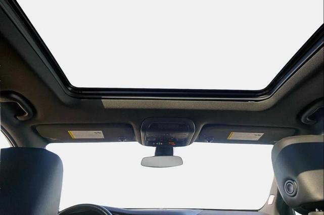 Photo of 2023 Stellar Black Metallic Cadillac XT6