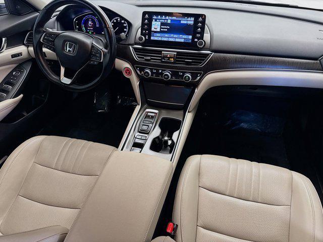 Photo of 2022 Platinum White Pearl Honda Accord Hybrid
