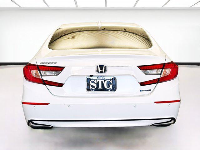 Photo of 2022 Platinum White Pearl Honda Accord Hybrid