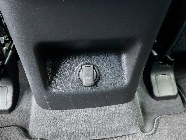 Photo of 2023 Ebony Black Kia Telluride