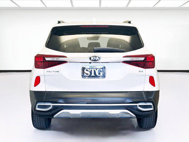 Photo of 2021 Snow White Pearl Kia Seltos