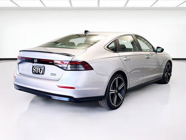 Photo of 2023 Lunar Silver Metallic Honda Accord Hybrid