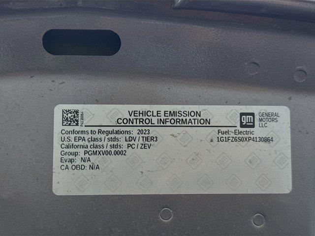 Photo of 2023 Gray Ghost Metallic Chevrolet Bolt EUV