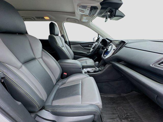 Photo of 2023 Crystal White Pearl Subaru Ascent