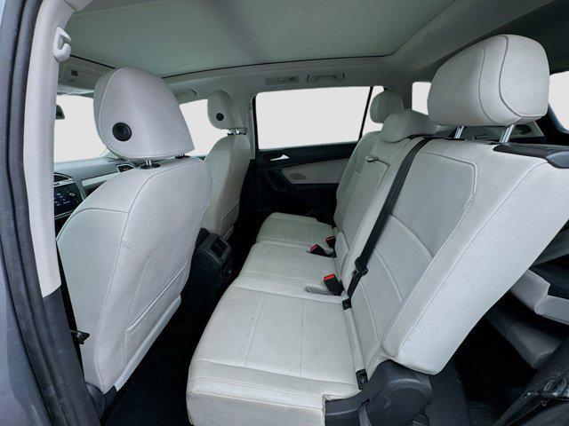 Photo of 2019 Platinum Gray Metallic Volkswagen Tiguan