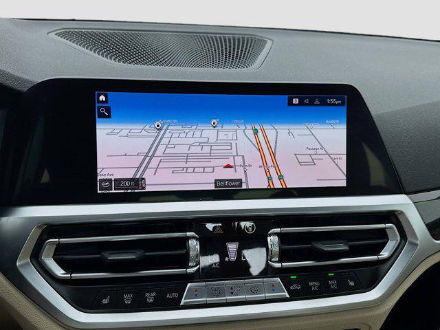 Photo of 2022 Alpine White BMW 330