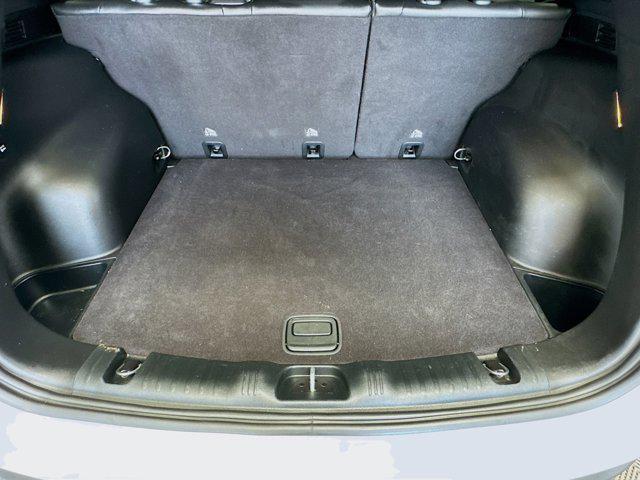 Photo of 2023 Bright White Clearcoat Jeep Compass