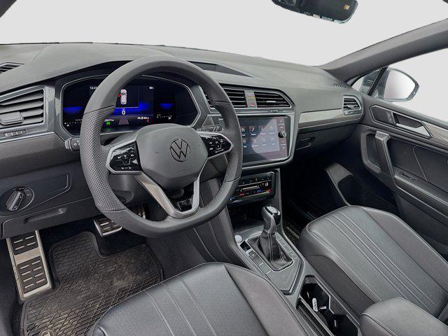 Photo of 2022 Pure White Volkswagen Tiguan