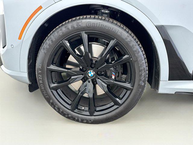 Photo of 2024 Brooklyn Grey Metallic BMW X7