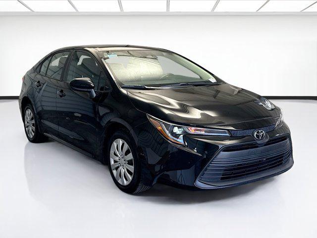 Photo of 2024 Midnight Black Metallic Toyota Corolla