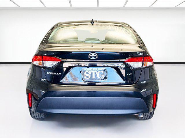 Photo of 2024 Midnight Black Metallic Toyota Corolla