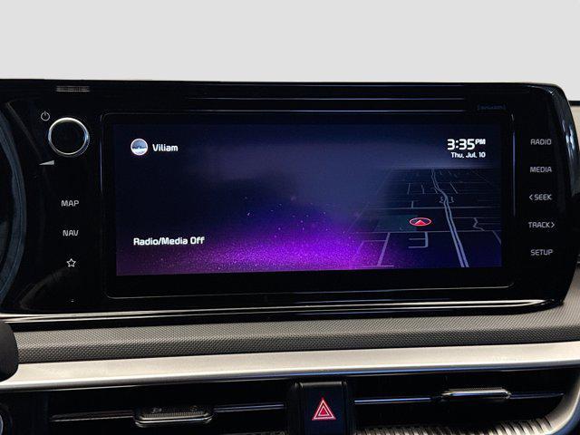 Photo of 2022 Ebony Black Kia K5