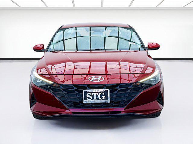 Photo of 2023 Scarlet Red Pearl Hyundai ELANTRA