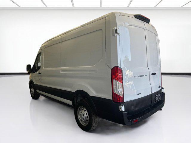 Photo of 2023 Oxford White Ford Transit-250
