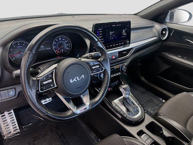 Photo of 2023 Snow White Pearl Kia Forte
