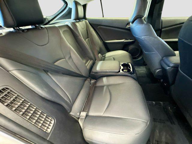 Photo of 2017 Classic Silver Metallic Toyota Prius Prime