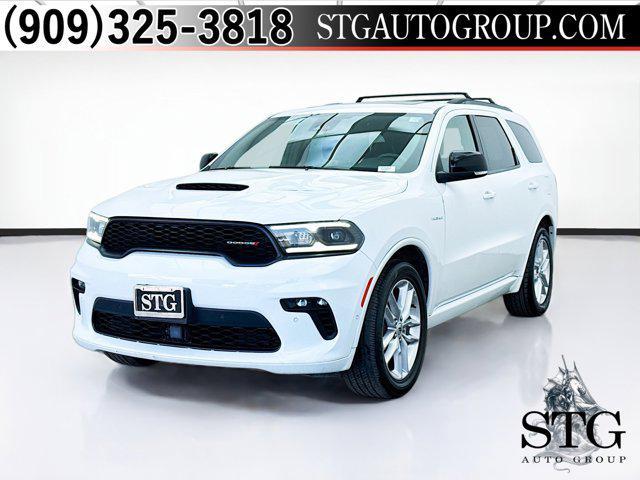 Photo of 2023 White Knuckle Clearcoat Dodge Durango