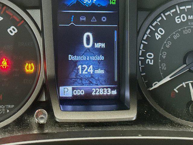 Photo of 2022 White Toyota Tacoma