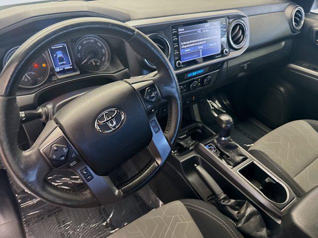 Photo of 2022 White Toyota Tacoma