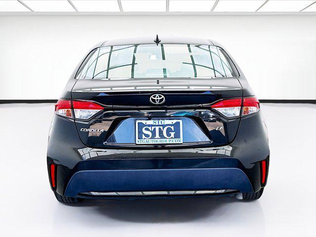 Photo of 2021 Black Sand Pearl Toyota Corolla