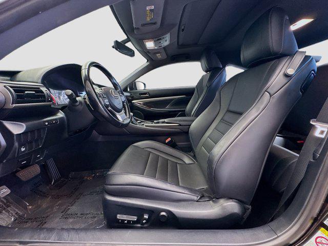 Photo of 2017 Obsidian Lexus RC 200t