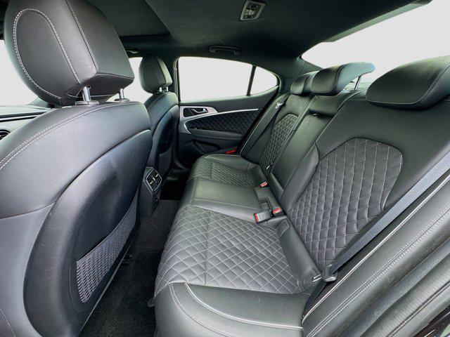 Photo of 2019 Victoria Black Genesis G70