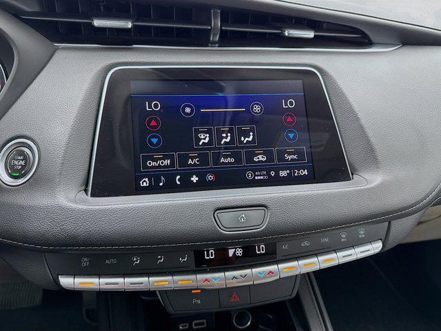 Photo of 2023 Crystal White Tricoat Cadillac XT4