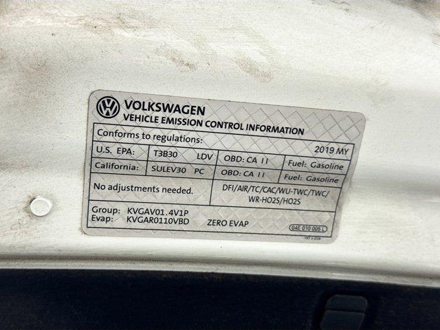 Photo of 2019 Pure White Volkswagen Jetta