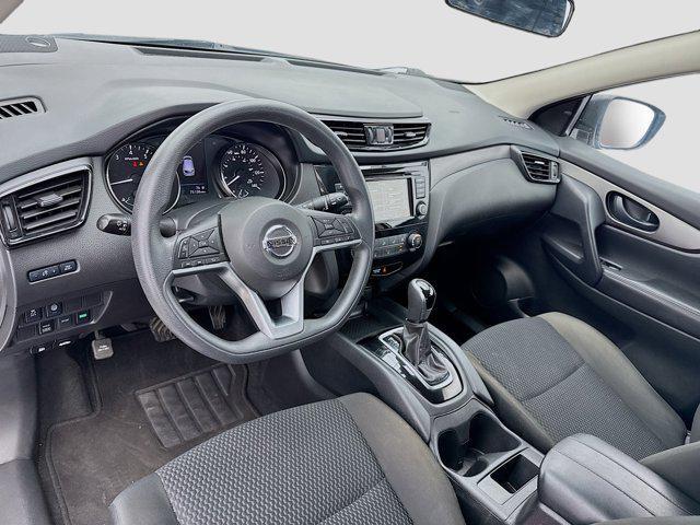 Photo of 2021 Brilliant Silver Metallic Nissan Rogue Sport
