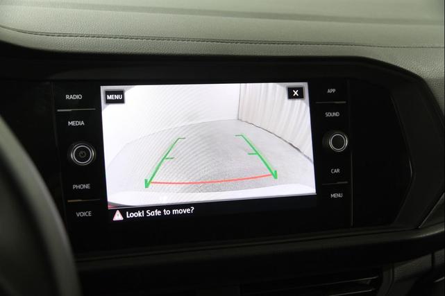 Photo of 2020 Pure White Volkswagen Jetta