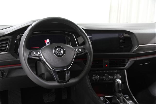 Photo of 2020 Pure White Volkswagen Jetta