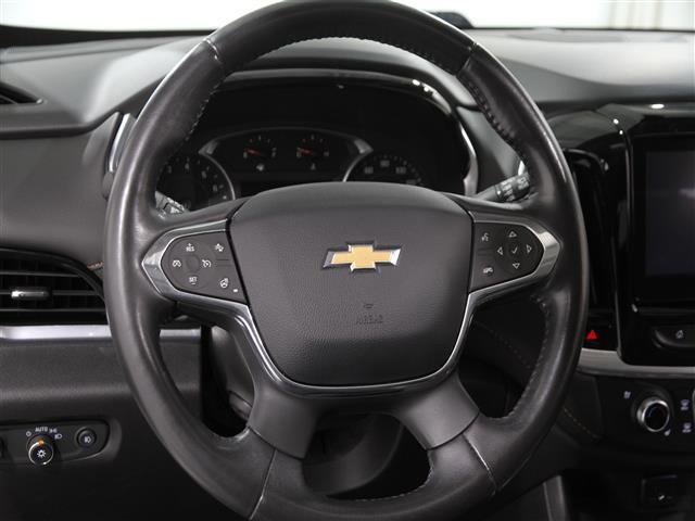 Photo of 2019 Iridescent Pearl Tricoat Chevrolet Traverse