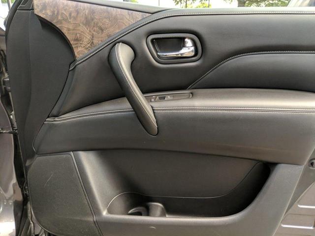 Photo of 2022 Anthracite Gray INFINITI QX80