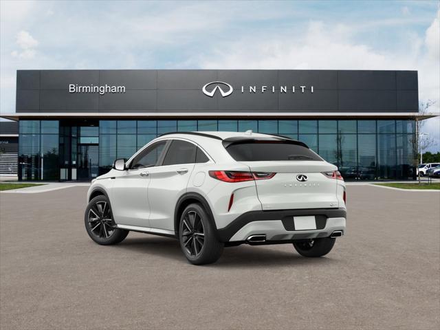 Photo of 2025 Radiant White INFINITI QX55