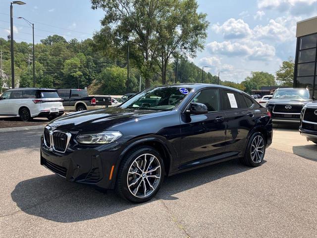 Photo of 2023 Carbon Black Metallic BMW X4